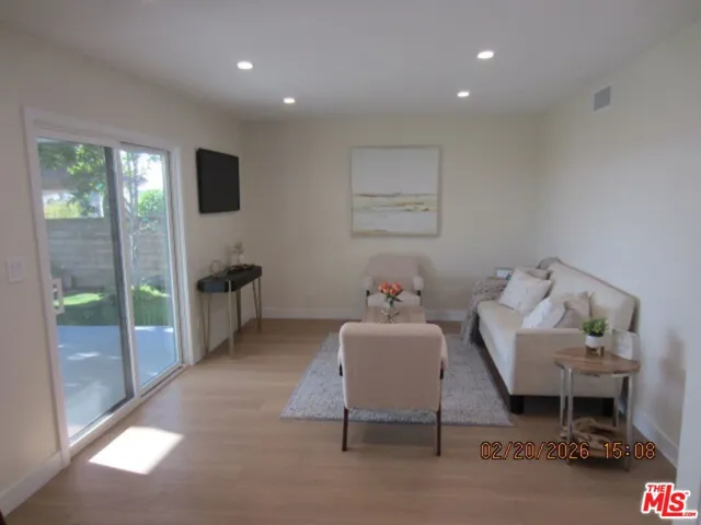 2615 Woodstock Lane, Burbank, California 91504
