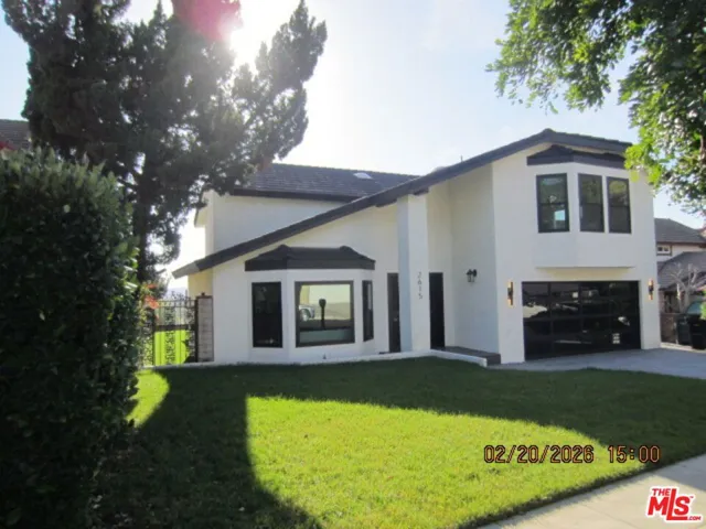 2615 Woodstock Lane, Burbank, California 91504