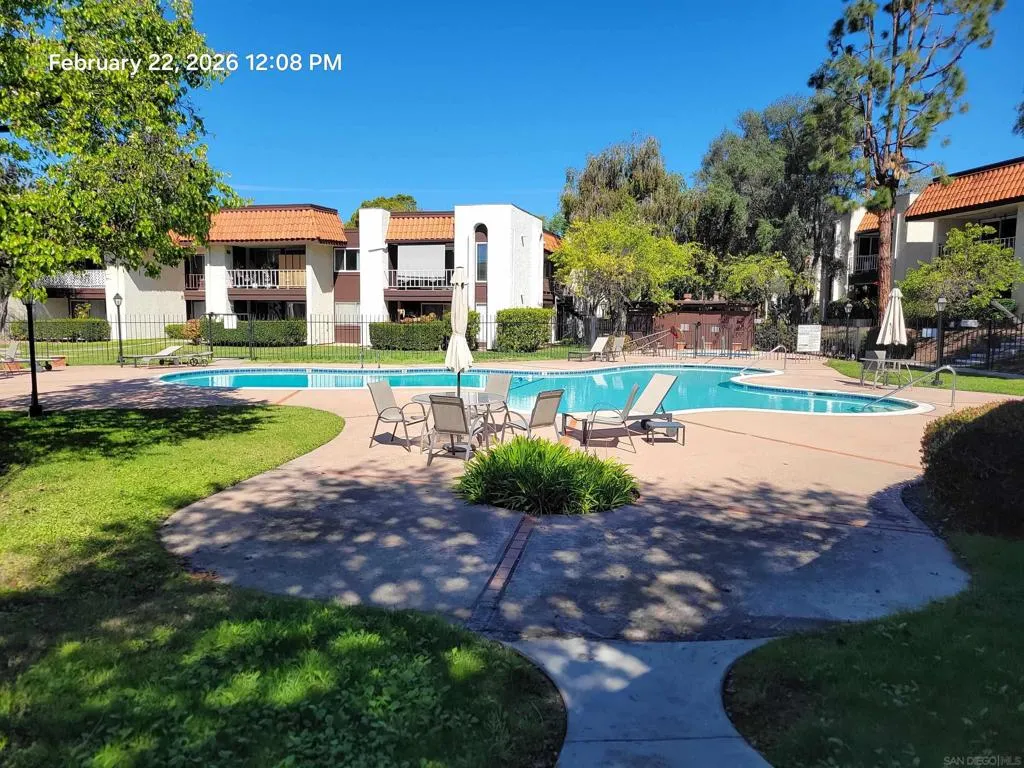 6878 Navajo Rd 104, San Diego, California 92119 home-pic-28