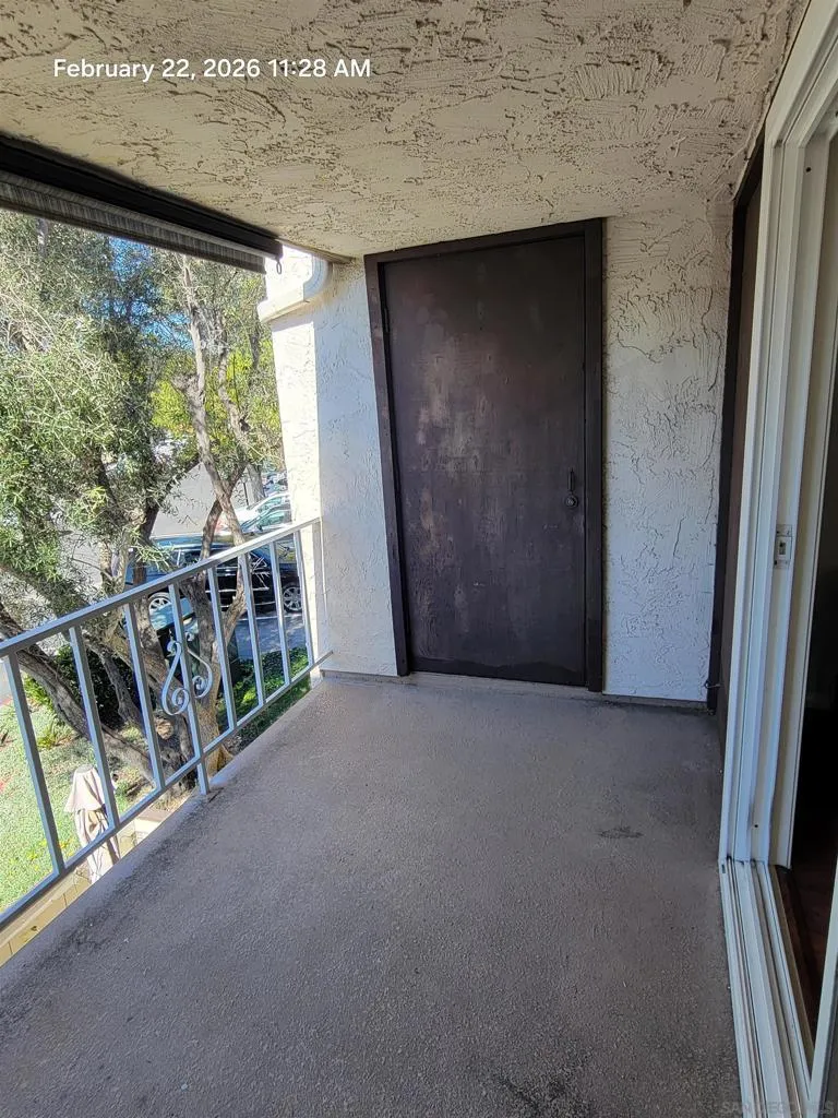 6878 Navajo Rd 104, San Diego, California 92119 home-pic-26