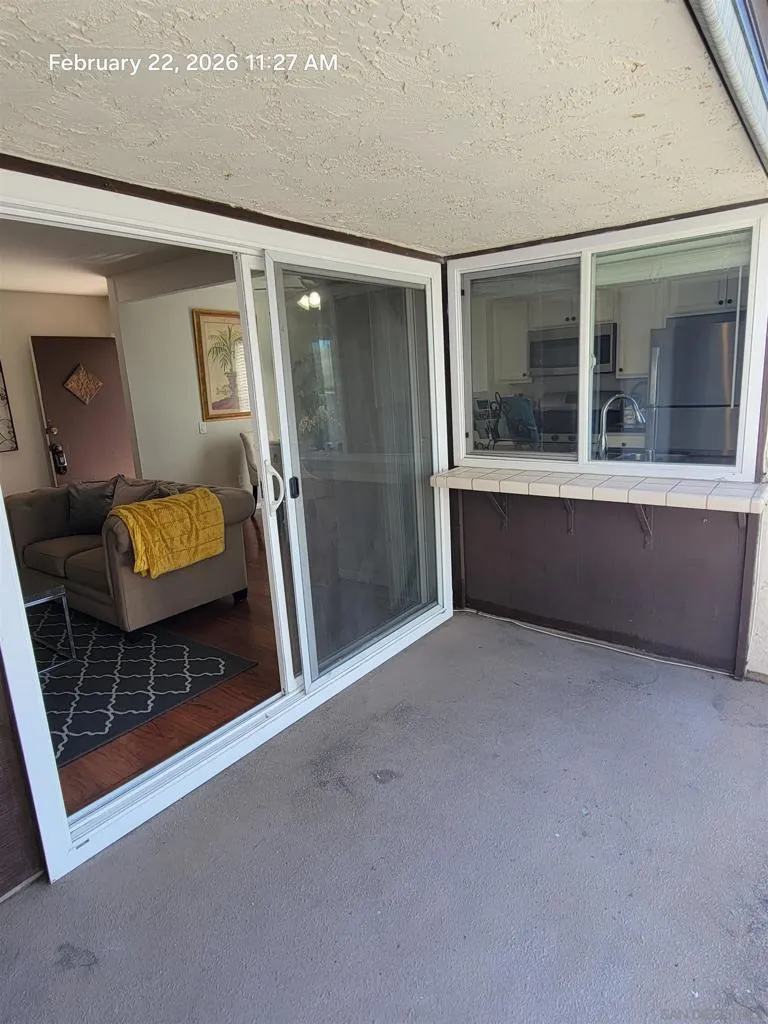 6878 Navajo Rd 104, San Diego, California 92119 home-pic-25