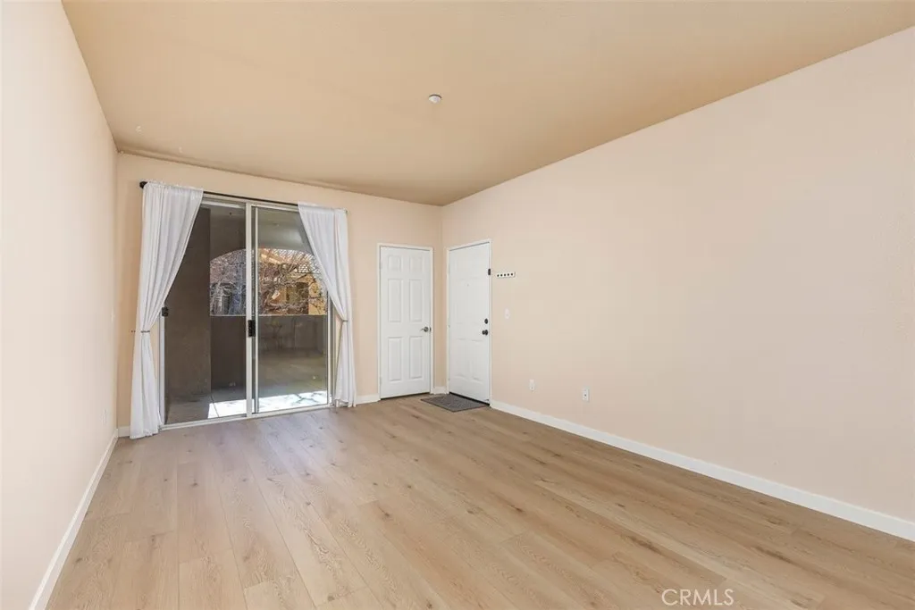 24909 Madison, Murrieta, California 92562 home-pic-3