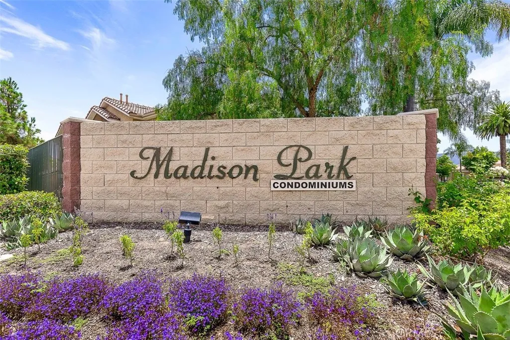 24909 Madison, Murrieta, California 92562 home-pic-28