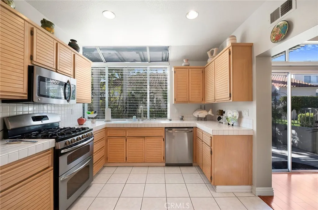 28845 San Simeon, Mission Viejo, California 92692 home-pic-10