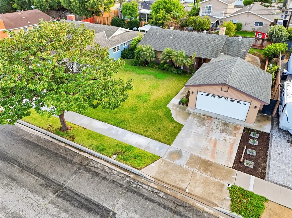 1036 E Trenton, Orange, California 92867 home-pic-35