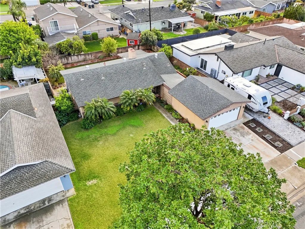 1036 E Trenton, Orange, California 92867 home-pic-34
