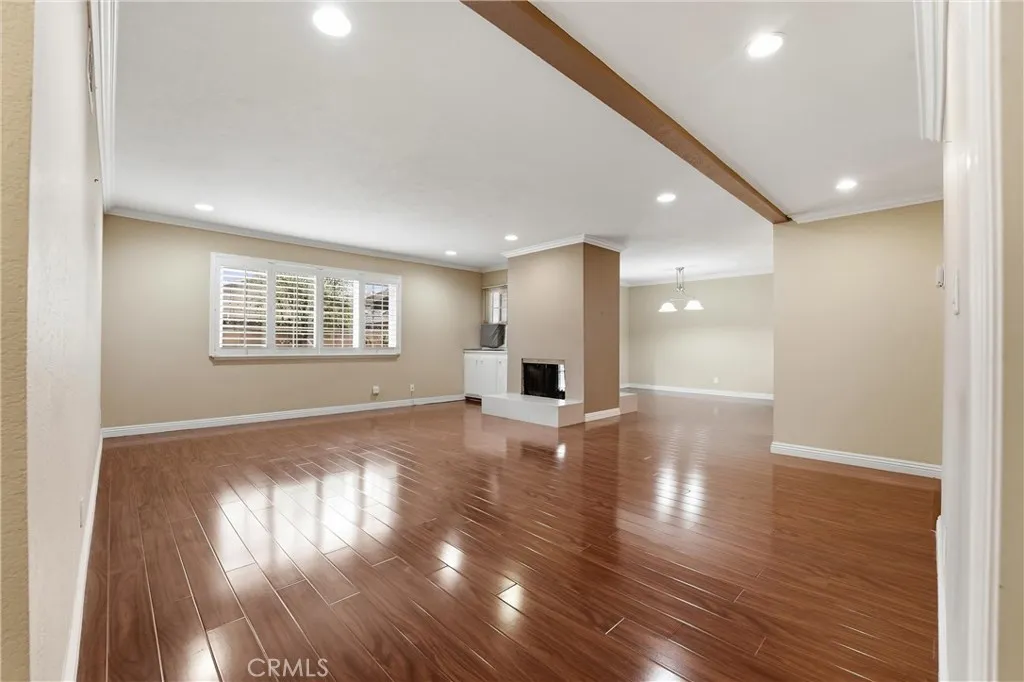 1036 E Trenton, Orange, California 92867 home-pic-4