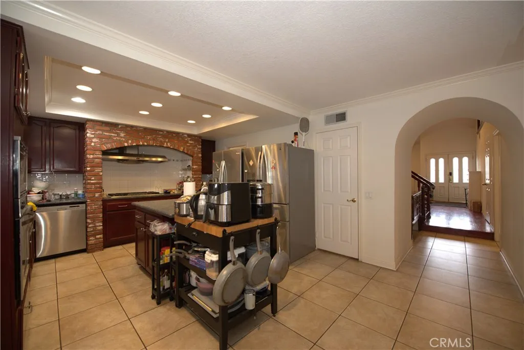 2067 Calle Bogota, Rowland Heights, California 91748 home-pic-3