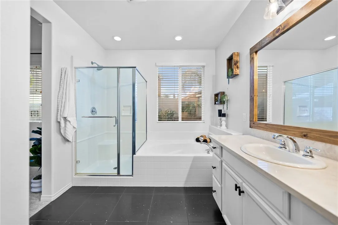 37521 Coffeeberry Court, Murrieta, California 92563 home-pic-19