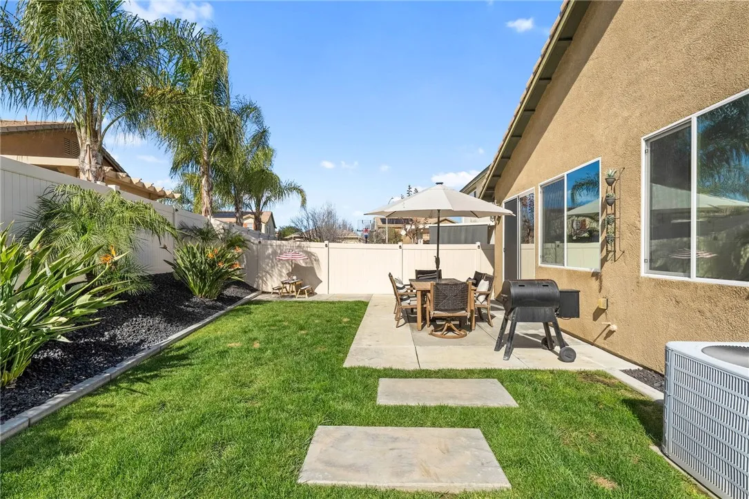 37521 Coffeeberry Court, Murrieta, California 92563 home-pic-27