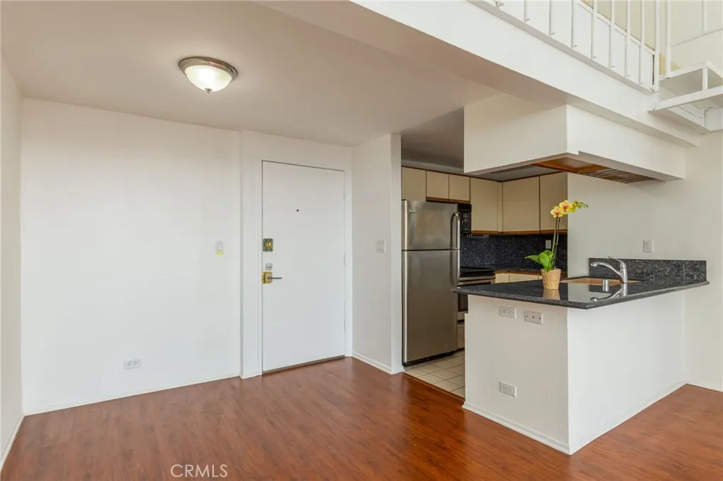1440 Veteran Avenue 601, Los Angeles, California 90024 home-pic-11