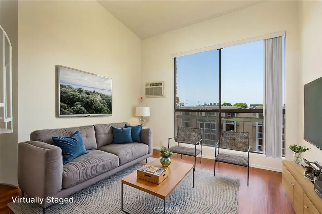 1440 Veteran Avenue 601, Los Angeles, California 90024 home-pic-18