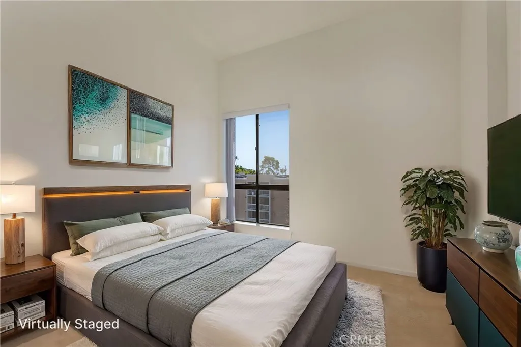 1440 Veteran Avenue 601, Los Angeles, California 90024 home-pic-25