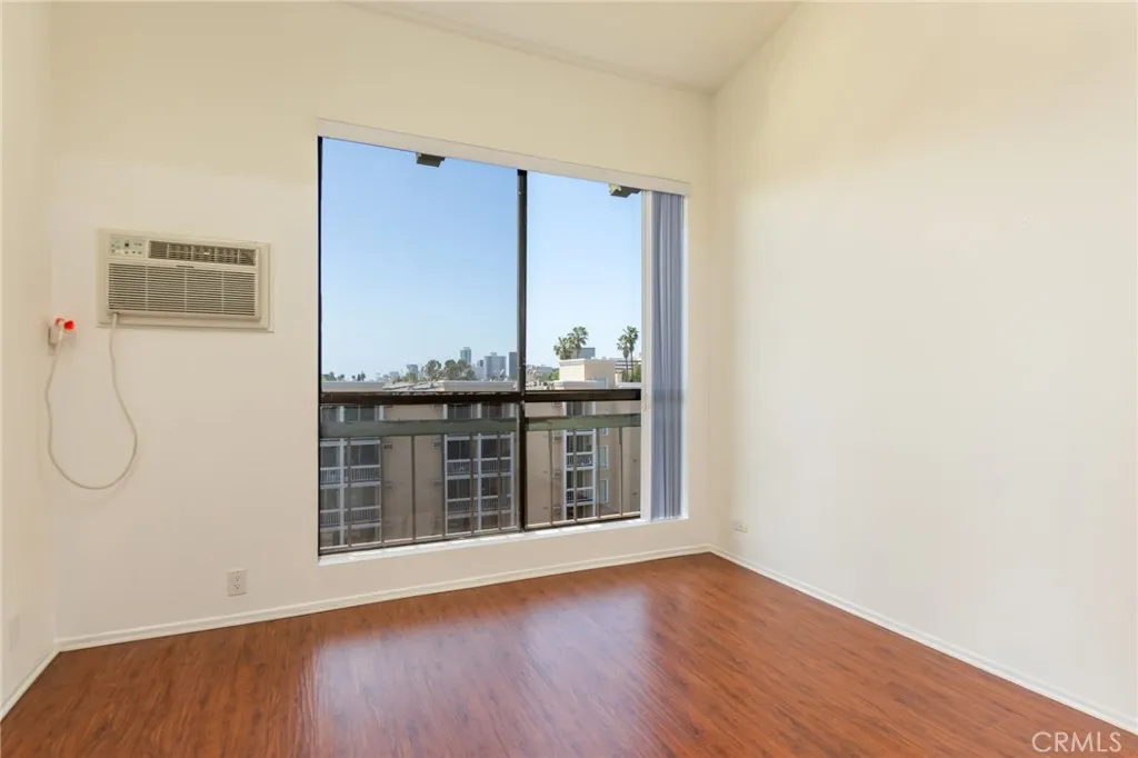 1440 Veteran Avenue 601, Los Angeles, California 90024 home-pic-20