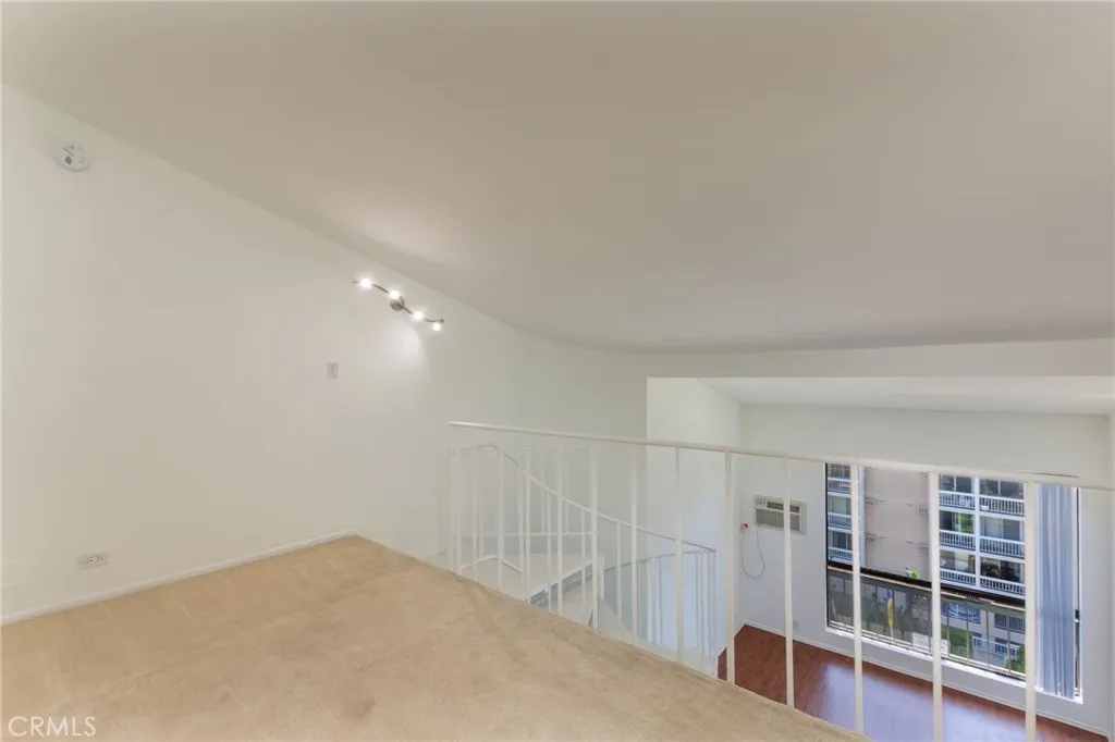 1440 Veteran Avenue 601, Los Angeles, California 90024 home-pic-23