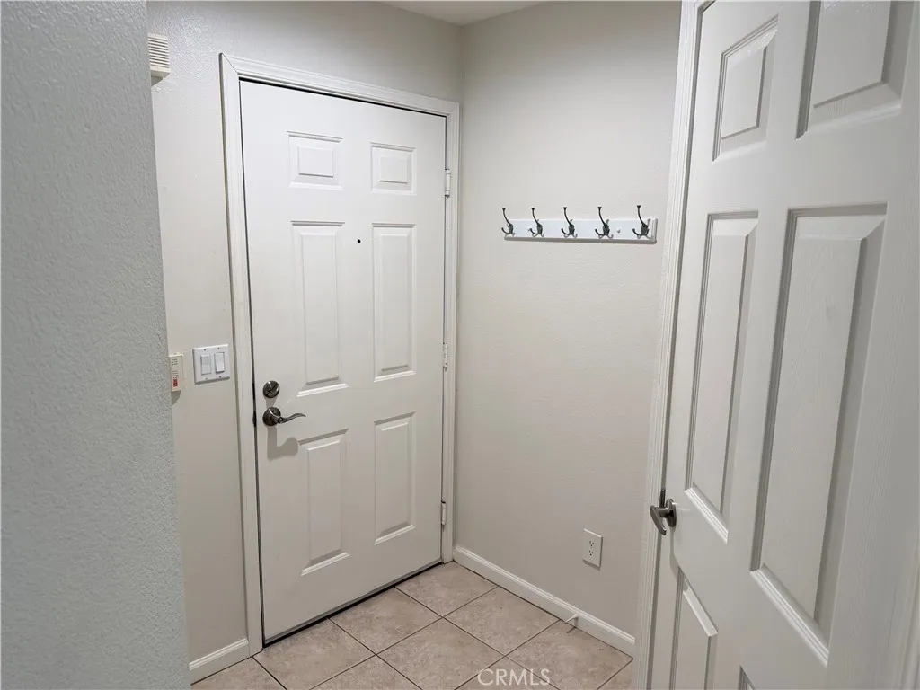 375 Central Avenue  home-pic-6