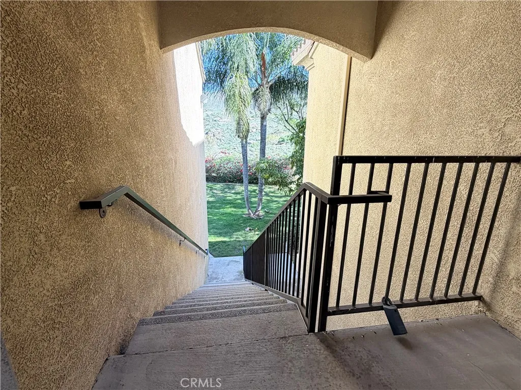 375 Central Avenue  home-pic-4