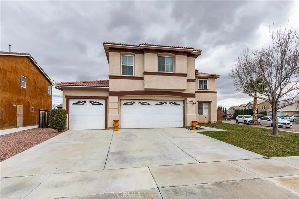 9495 Peridot, Hesperia, California 92344 home-pic-1