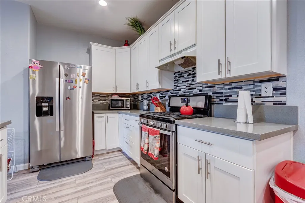 9495 Peridot, Hesperia, California 92344 home-pic-15