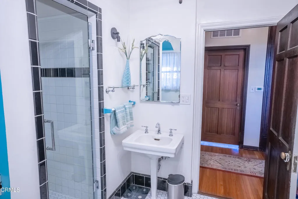 550 S G Street, Oxnard, California 93030 home-pic-23