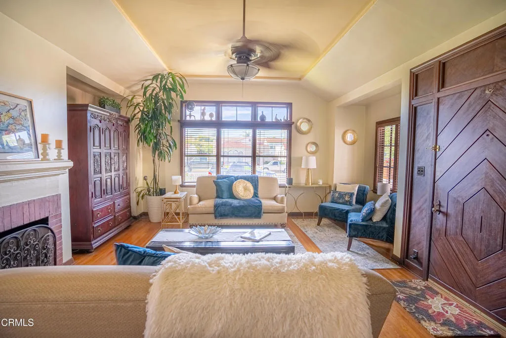 550 S G Street, Oxnard, California 93030 home-pic-9