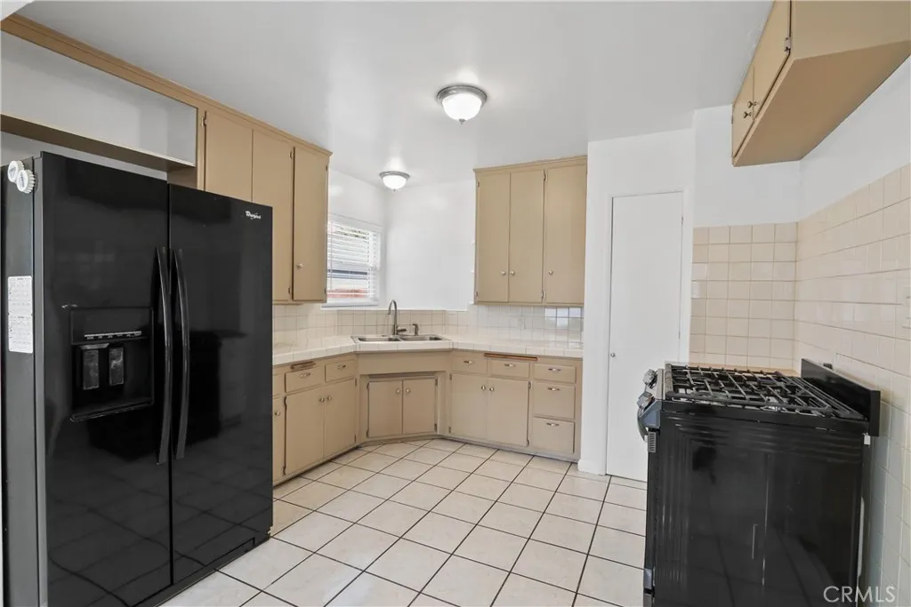 5531 California, Long Beach, California 90805 home-pic-8