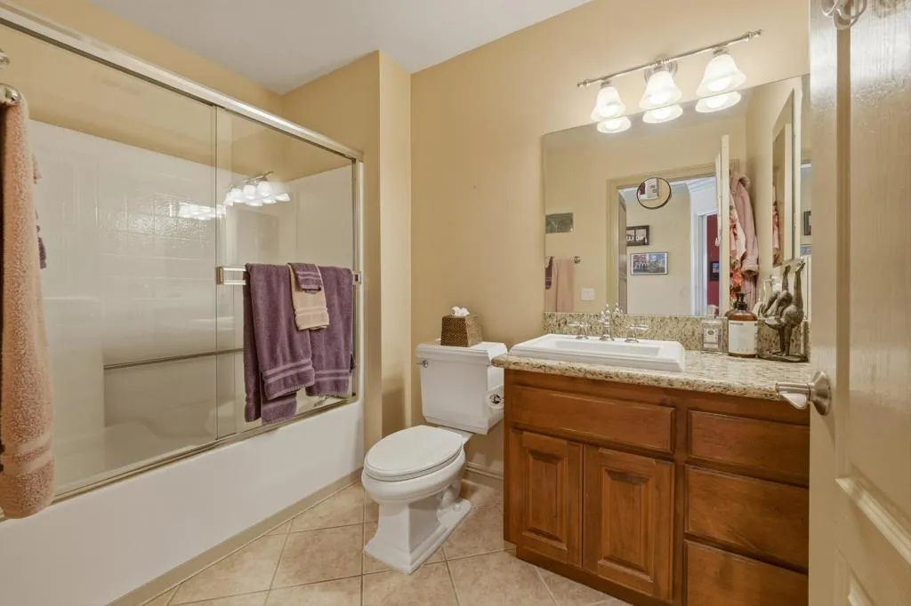 40770 Sandy Gale Lane B, Palm Desert, California 92211 home-pic-13