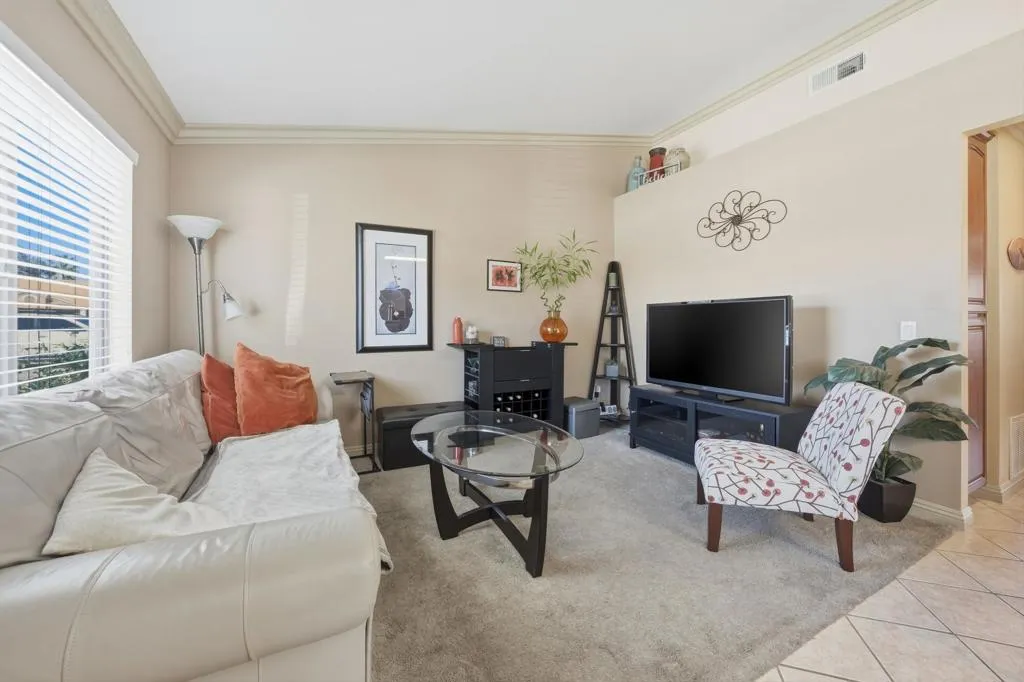 40770 Sandy Gale Lane B, Palm Desert, California 92211 home-pic-9