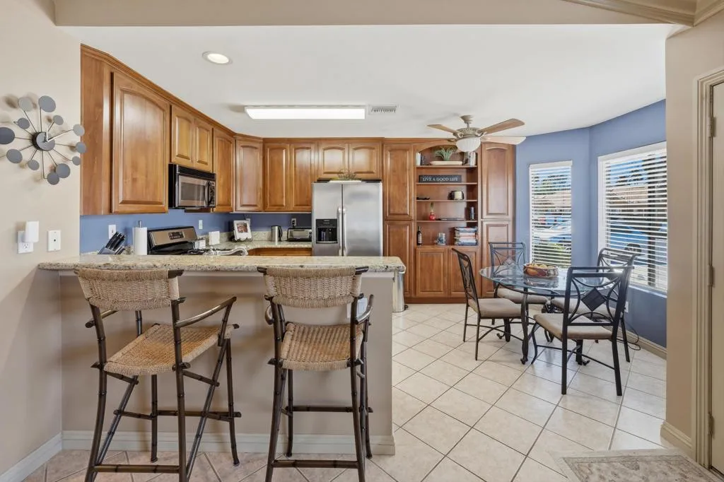 40770 Sandy Gale Lane B, Palm Desert, California 92211 home-pic-7
