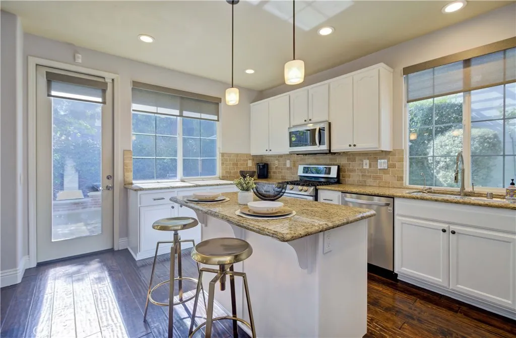 10 Roycroft Court, Ladera Ranch, California 92694 home-pic-7
