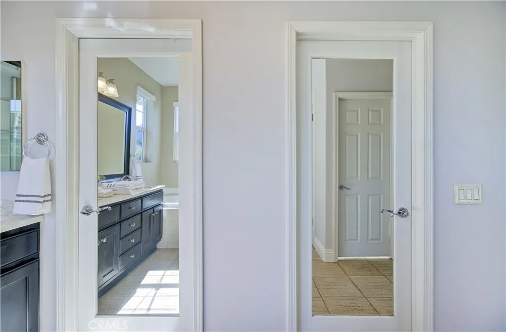 10 Roycroft Court, Ladera Ranch, California 92694 home-pic-23