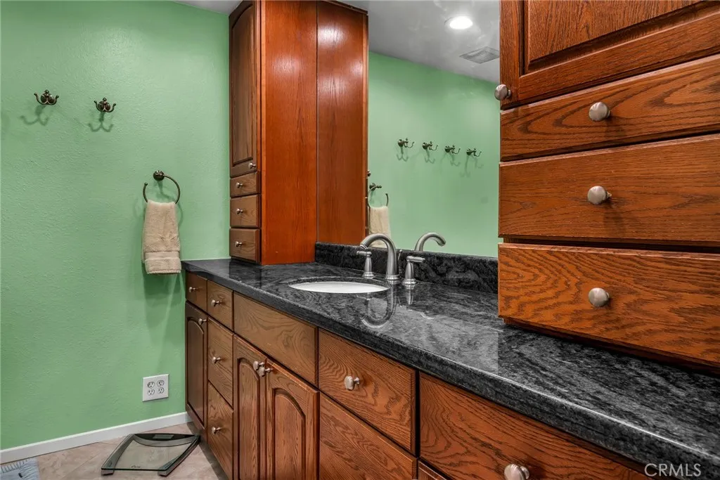 3822 Jason Circle, Torrance, California 90505 home-pic-23