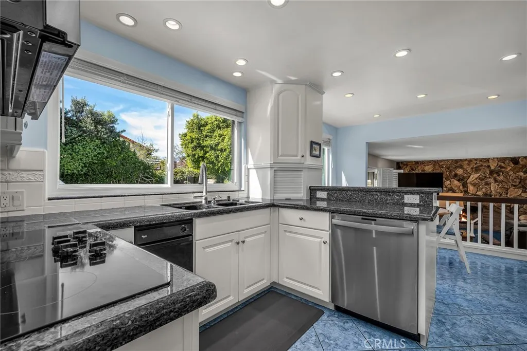 3822 Jason Circle, Torrance, California 90505 home-pic-11