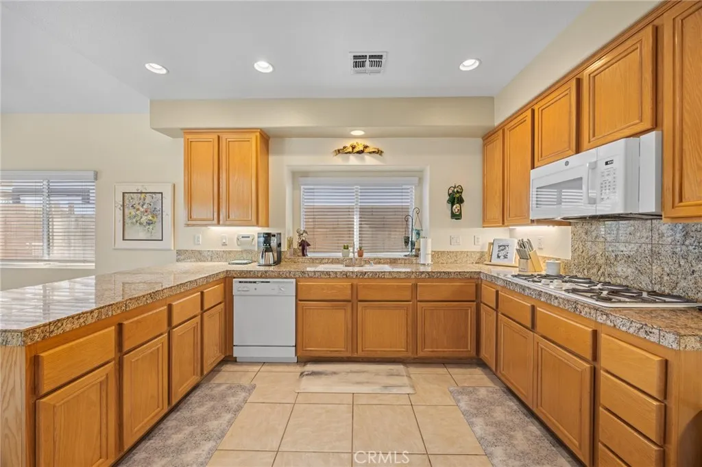 45254 Crystal Springs, Indio, California 92201 home-pic-12