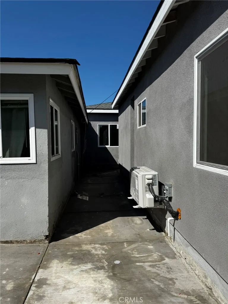 4721 W Oakfield, Santa Ana, California 92703 home-pic-4