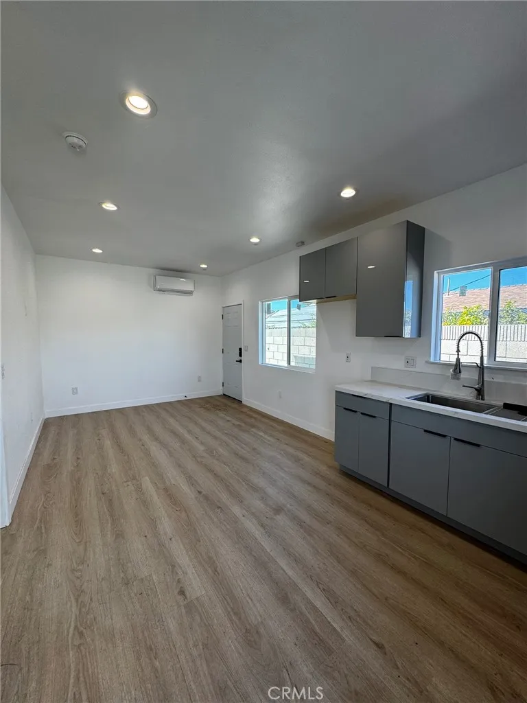 4721 W Oakfield, Santa Ana, California 92703 home-pic-12