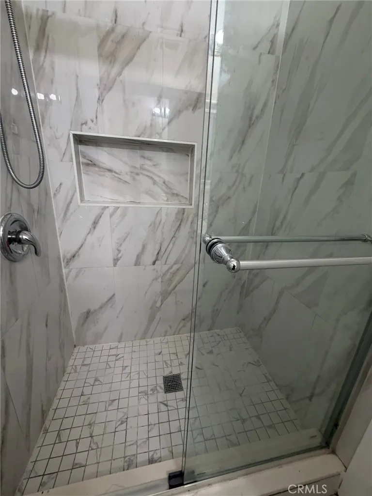 4721 W Oakfield, Santa Ana, California 92703 home-pic-7