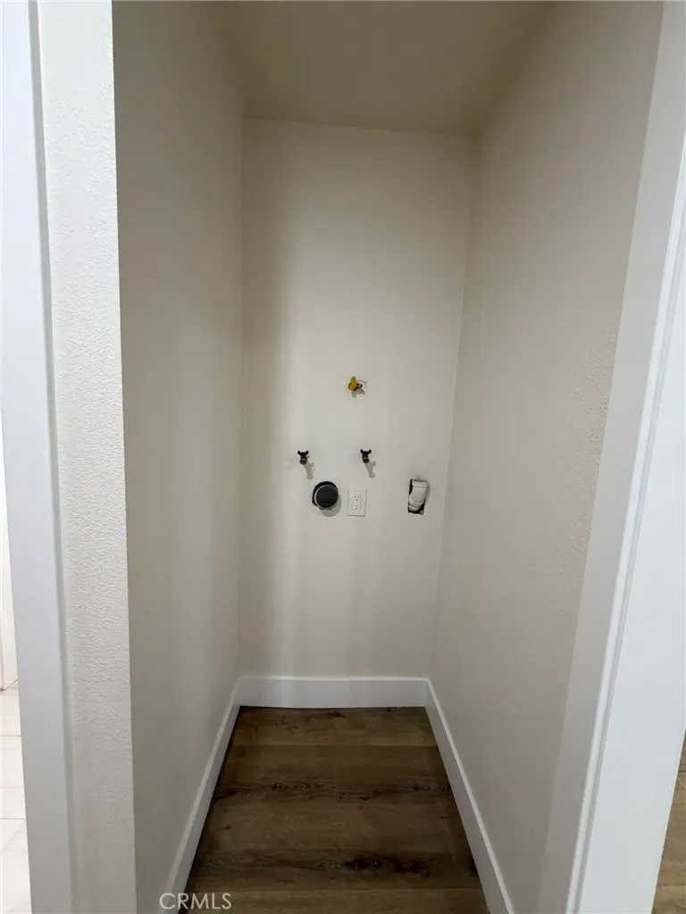 4721 W Oakfield, Santa Ana, California 92703 home-pic-8