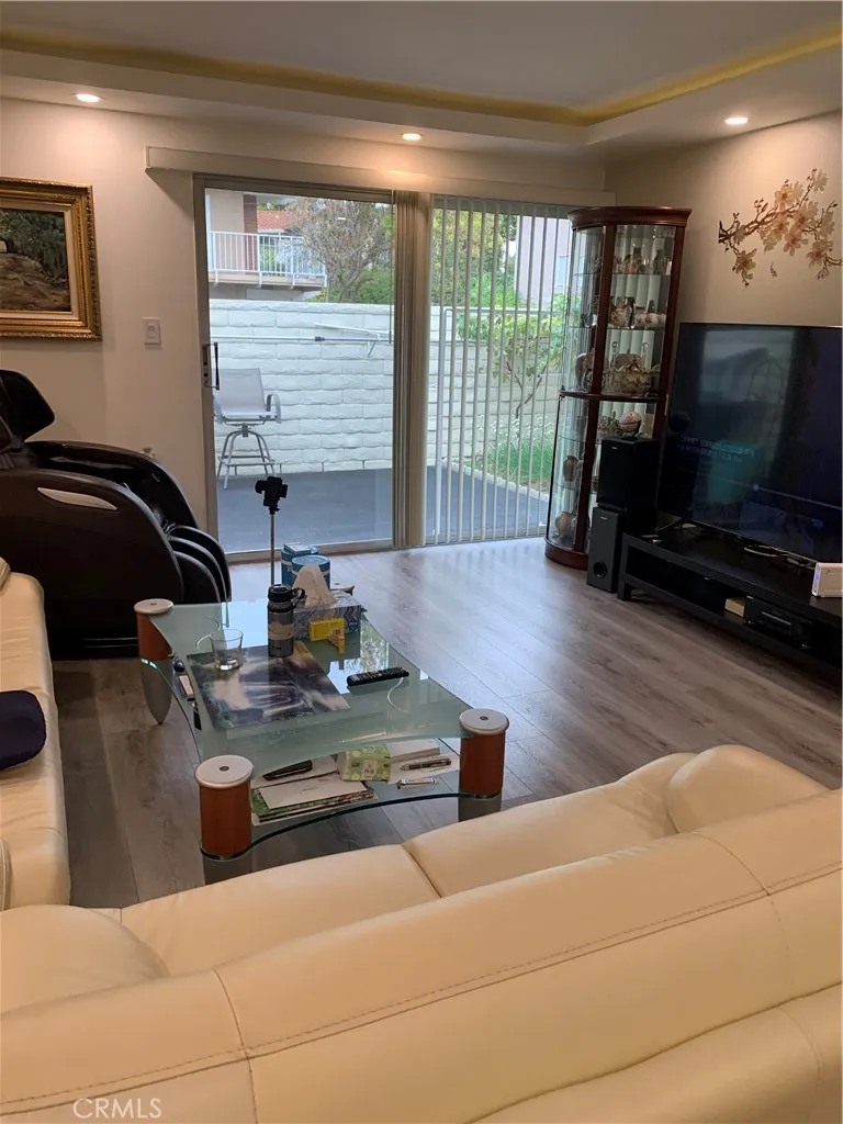 2107 Ronda Granada Unit T, Laguna Woods, California 92637 home-pic-3