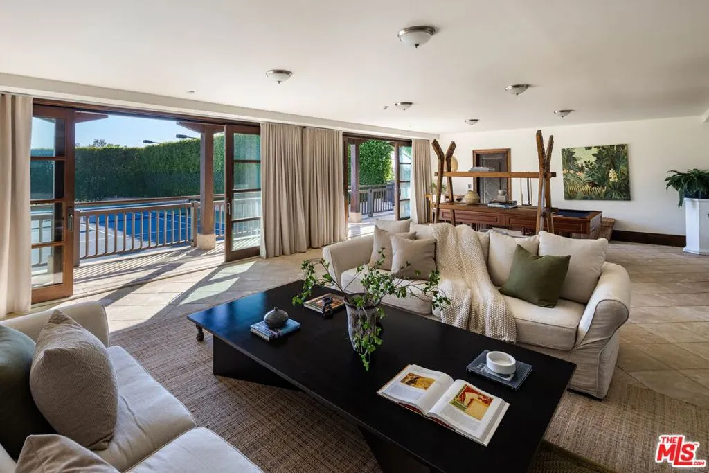 24834 Pacific Coast Highway, Malibu, California 90265 home-pic-26