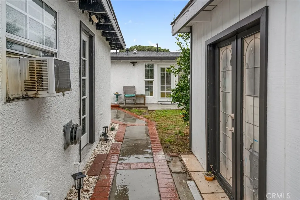15109 Gerkin Avenue, Lawndale, California 90260 home-pic-40