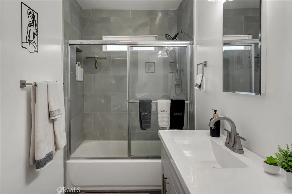 15109 Gerkin Avenue, Lawndale, California 90260 home-pic-34
