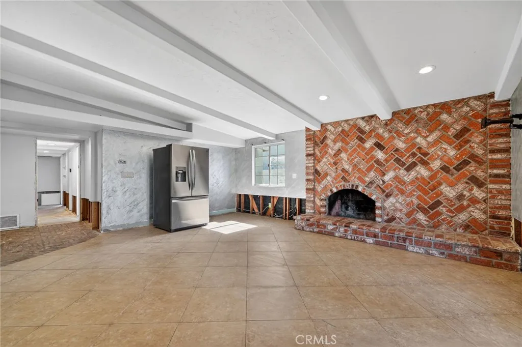 11633 Balboa, Granada Hills, California 91344 home-pic-15