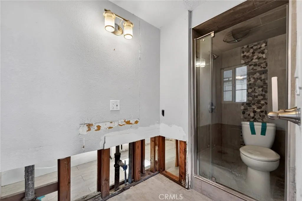 11633 Balboa, Granada Hills, California 91344 home-pic-25