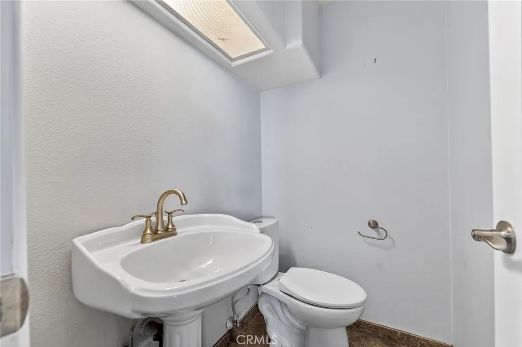 11633 Balboa, Granada Hills, California 91344 home-pic-24