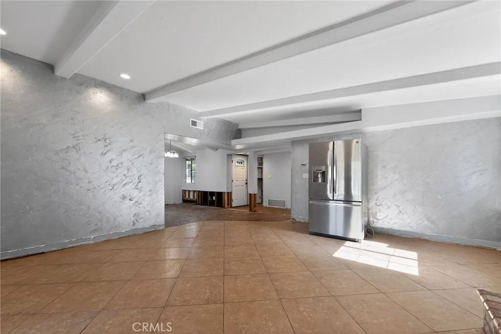 11633 Balboa, Granada Hills, California 91344 home-pic-6