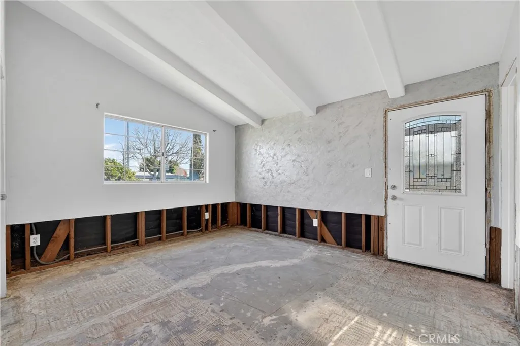 11633 Balboa, Granada Hills, California 91344 home-pic-13