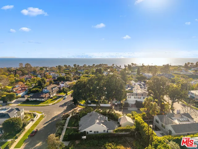 501 Ocampo Drive, Pacific Palisades, California 90272