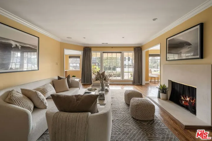 501 Ocampo Drive, Pacific Palisades, California 90272