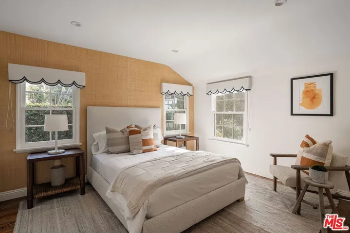 501 Ocampo Drive, Pacific Palisades, California 90272
